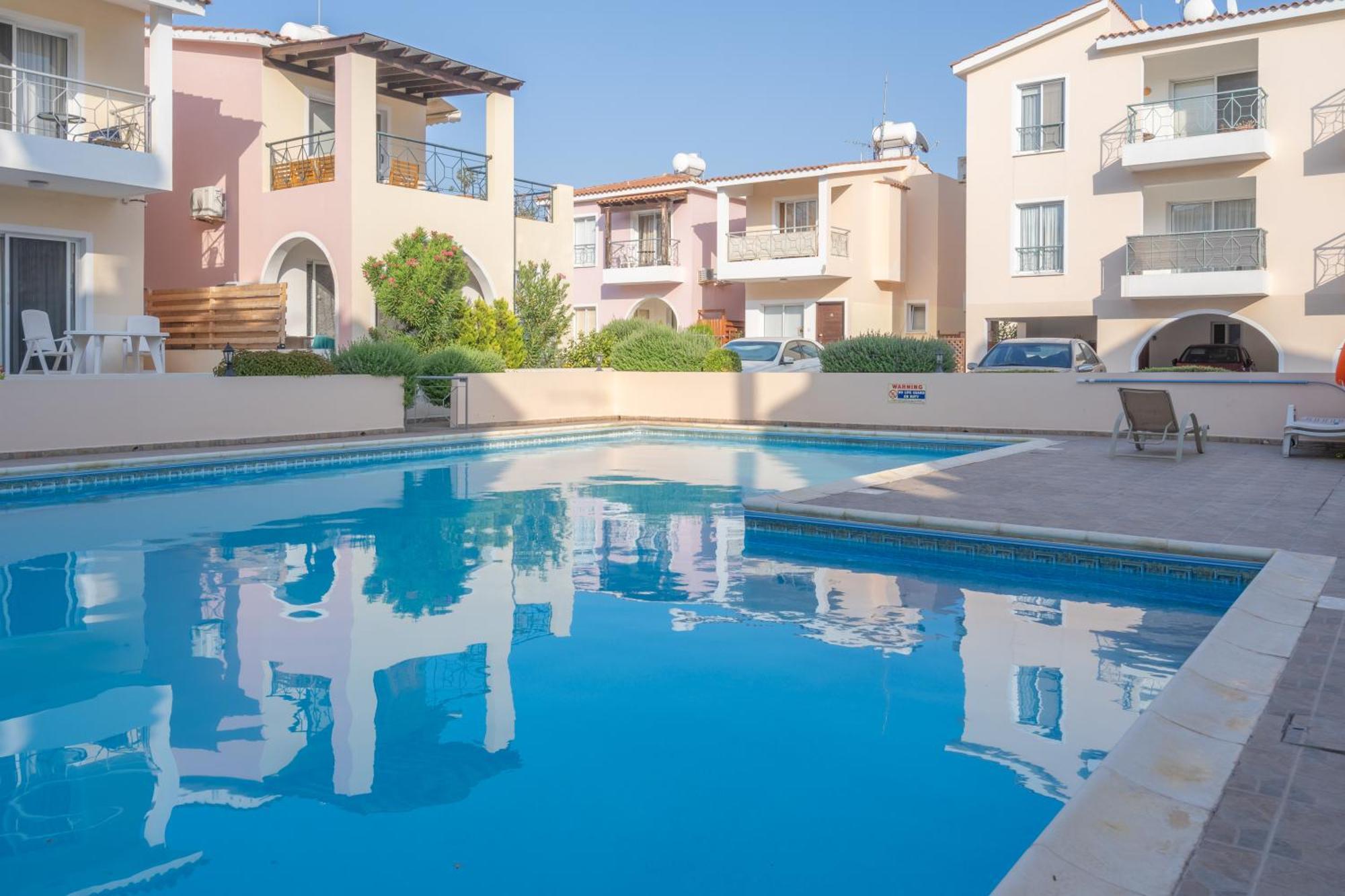 Limnos Gardens Apartment